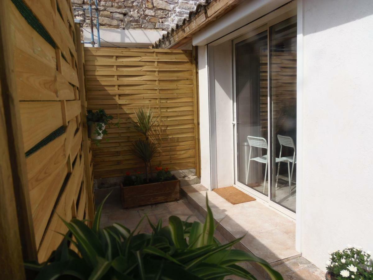 Joli Mazet Entre Montpellier Et Nimes Apartamento Aimargues Exterior foto